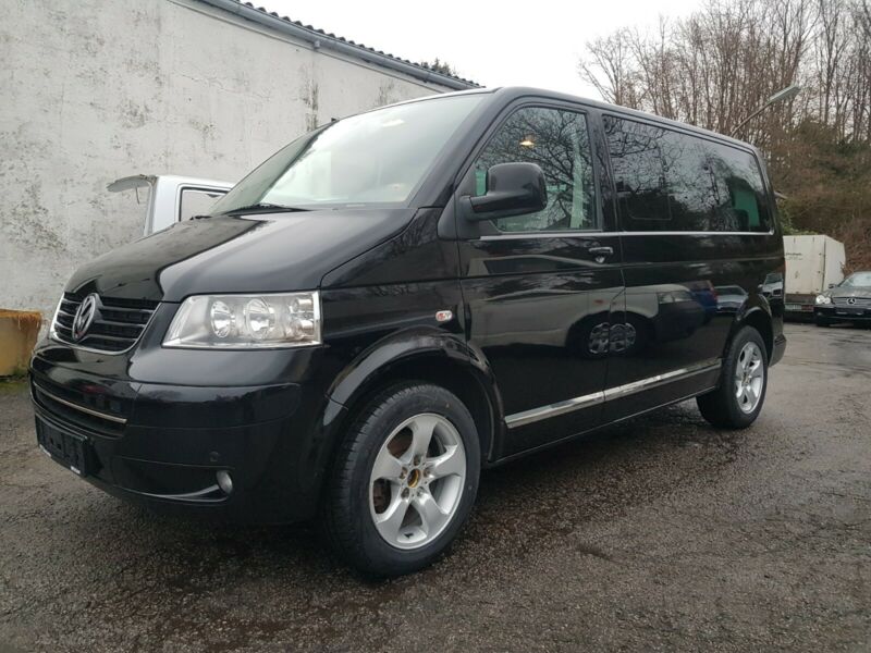 VW T5 Multivan - Photo