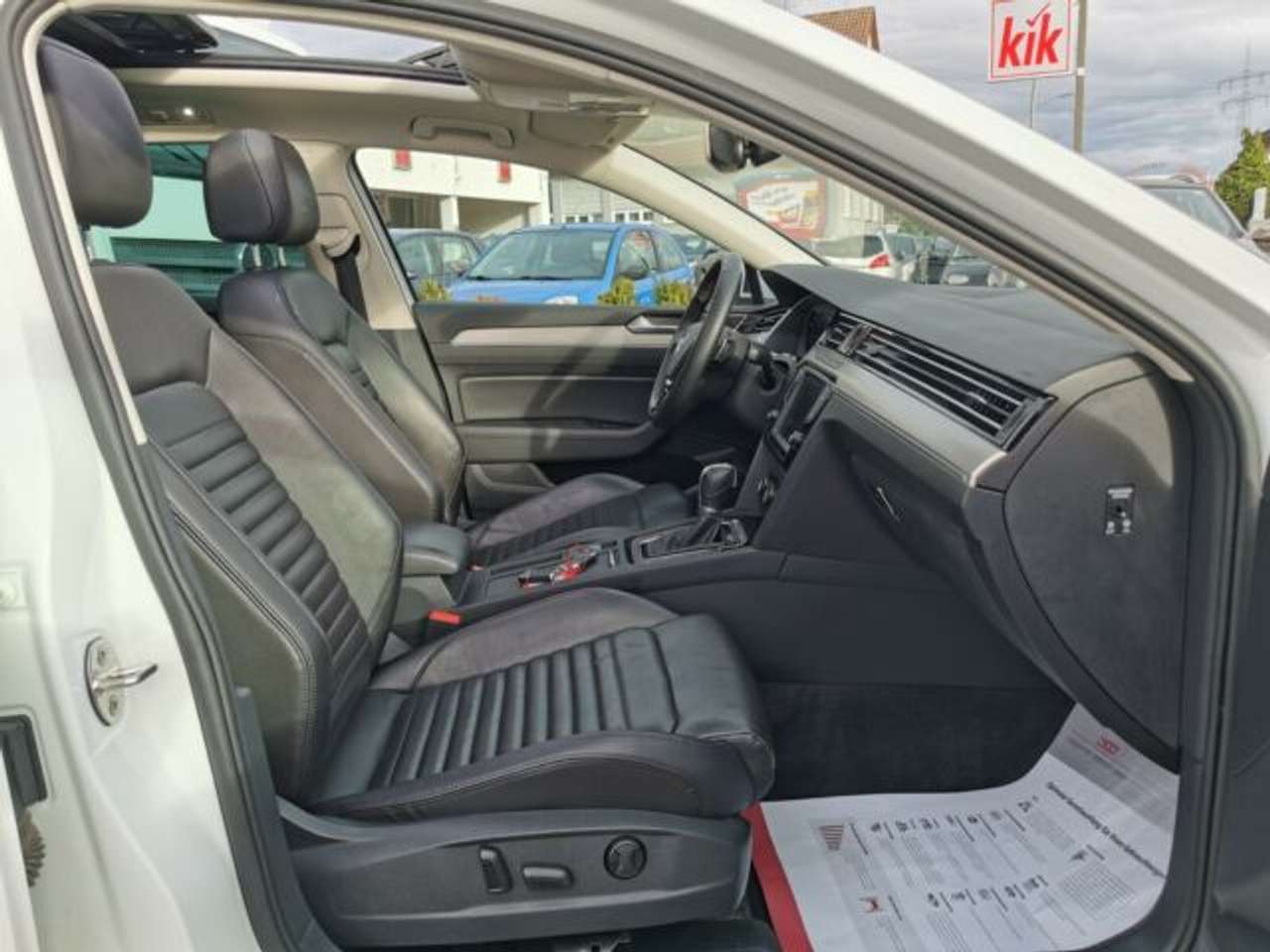 Volkswagen Passat Variant Highline 4Motion - Photo