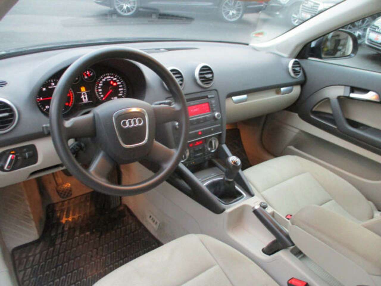 Audi A3 2.0 TDI Attraction - Photo