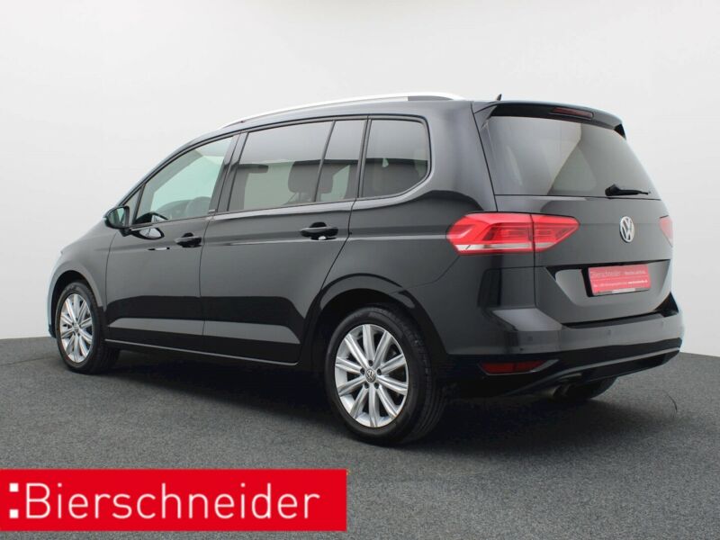 VW TOURAN 2.0 TDI - Photo