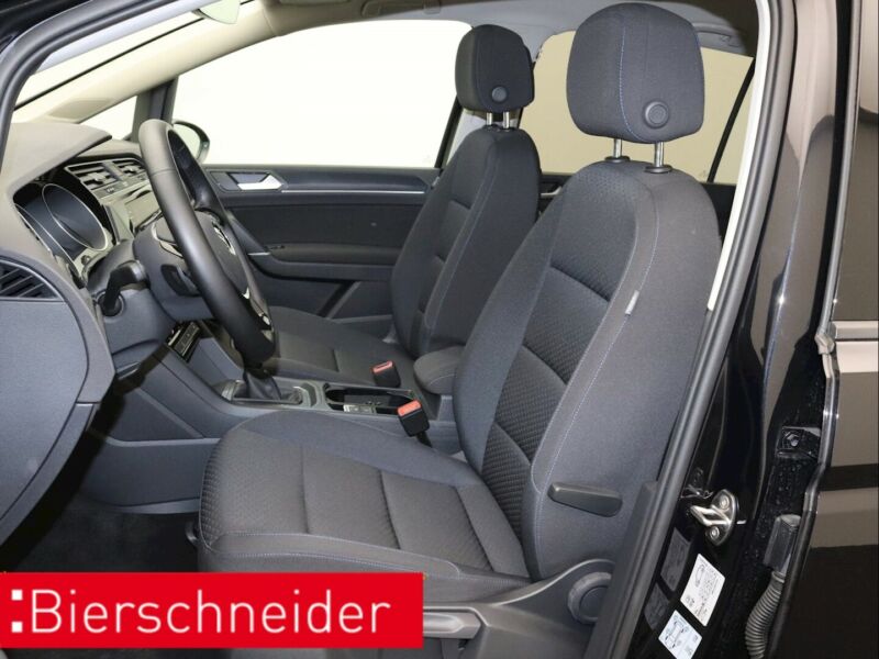 VW TOURAN 2.0 TDI - Photo