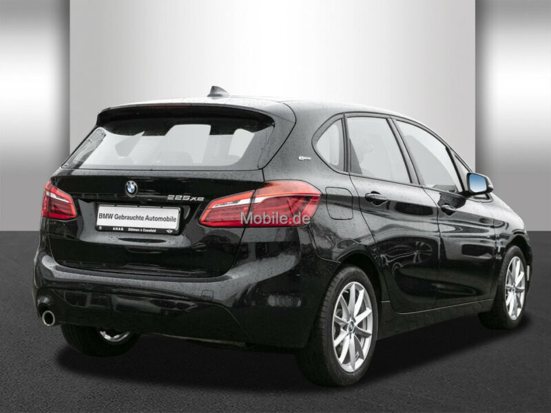 BMW 225 xe Active Tourer Navi - Photo