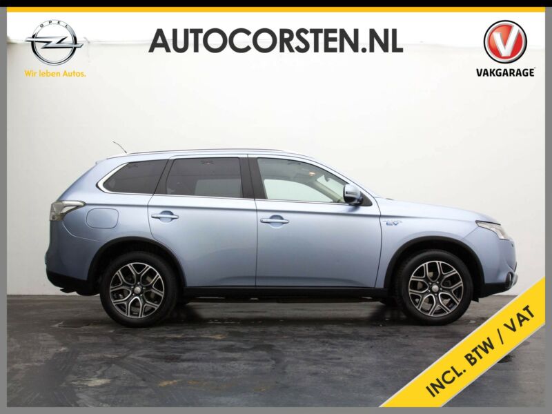 Mitsubishi Outlander 2.0PHEV - Photo