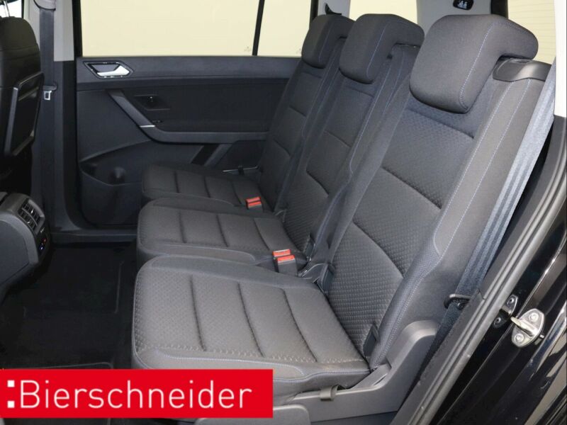 VW TOURAN 2.0 TDI - Photo