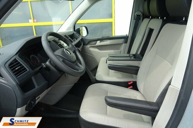 Volkswagen T6 2.0TDI DSG - Photo