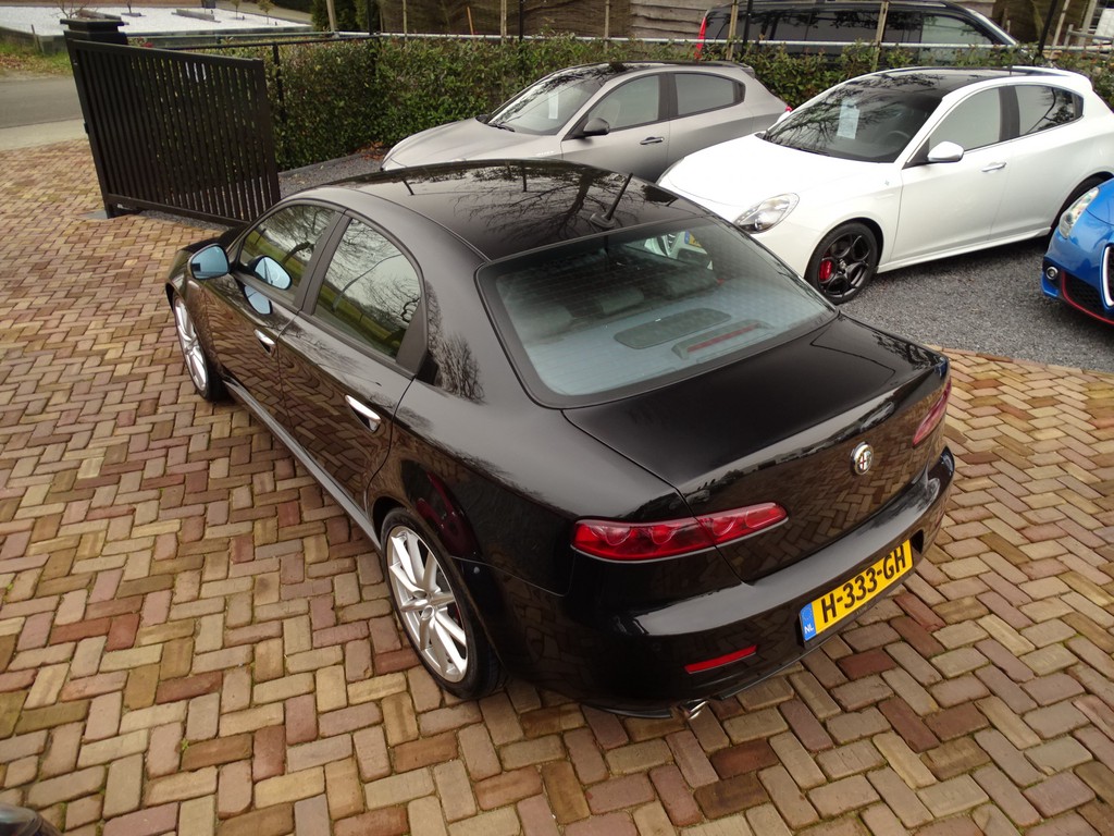 Alfa Romeo 159 1.750 TBI TI - Photo
