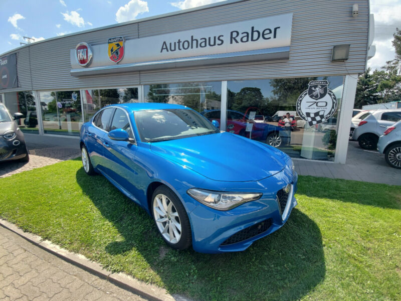 Alfa Romeo Giulia Super - Photo