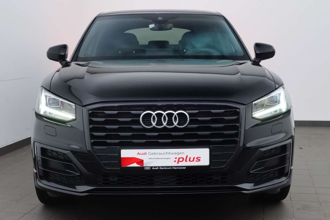 Audi Q2 35 TFSI S-line - Photo