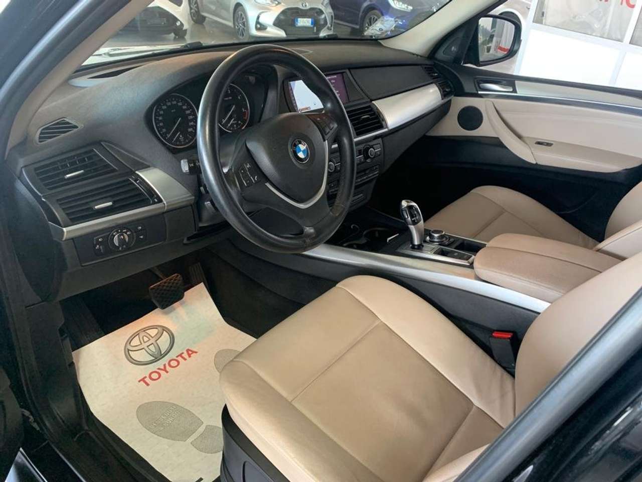 BMW X5 xDrive 30d Futura - Photo