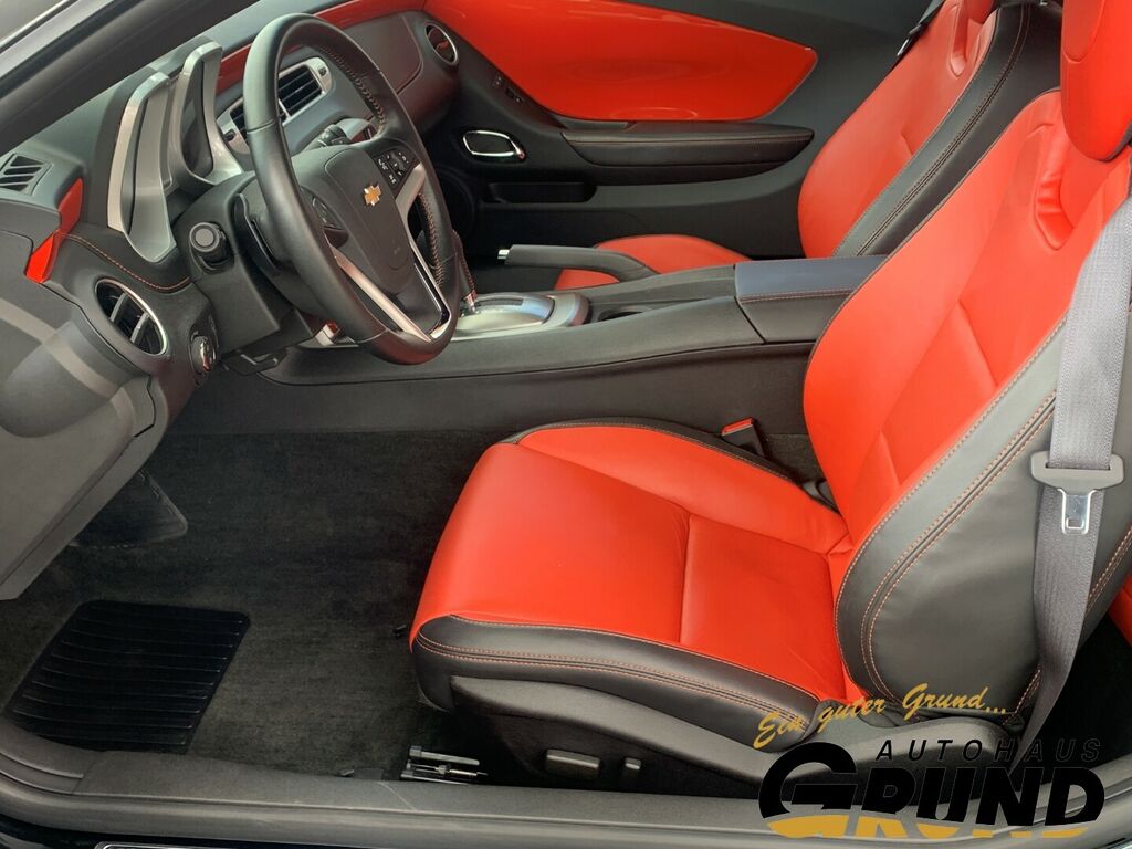 Chevrolet Camaro Coupe 6.2 V8 - Photo