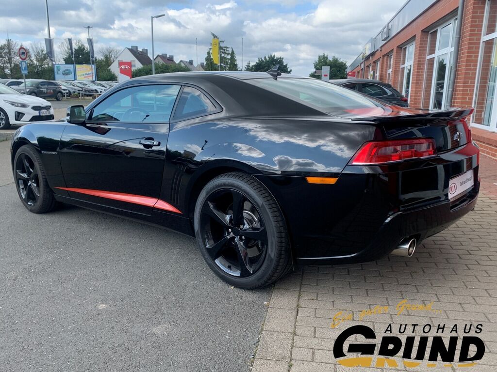 Chevrolet Camaro Coupe 6.2 V8 - Photo