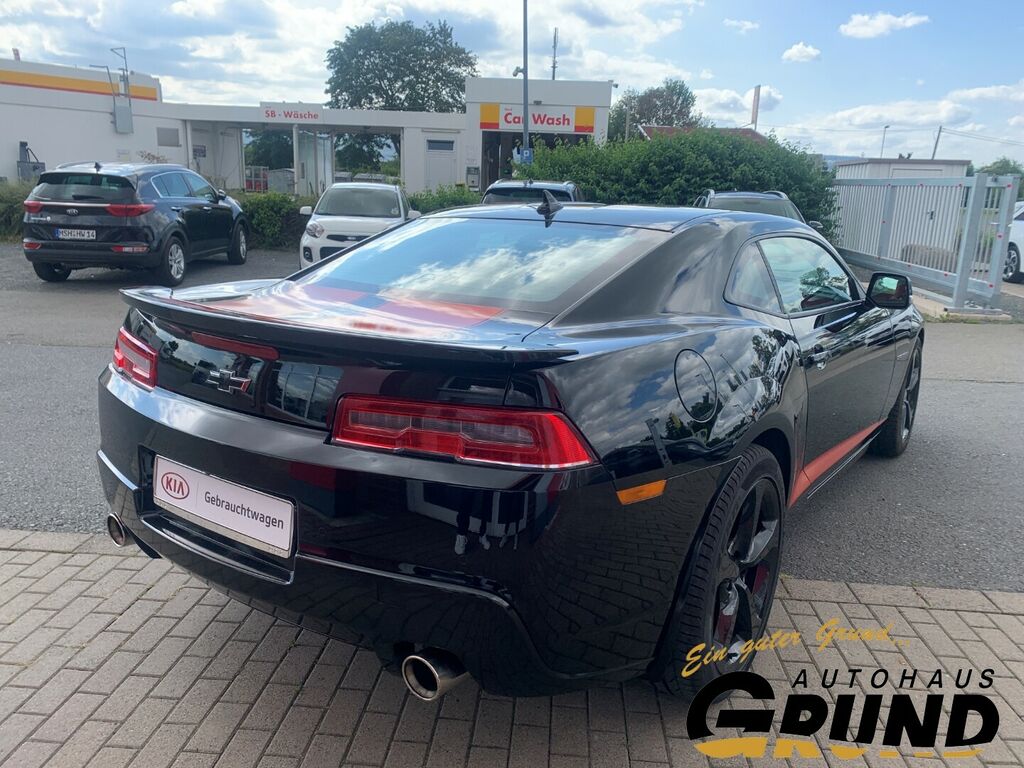Chevrolet Camaro Coupe 6.2 V8 - Photo