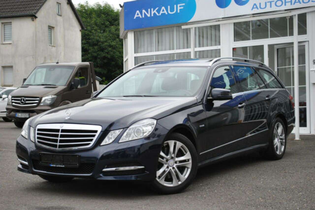 Mercedes-Benz E 350 T CGI Avantgarde - Photo