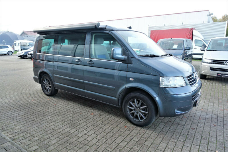 Volkswagen T5 California 2.5 TDI - Photo